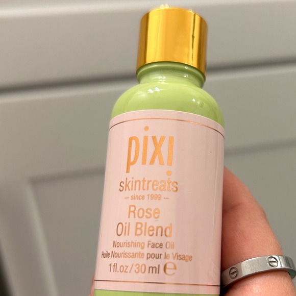 NIB | PIXI BEAUTY | ROSE OIL BLEND - Picture 10 of 10